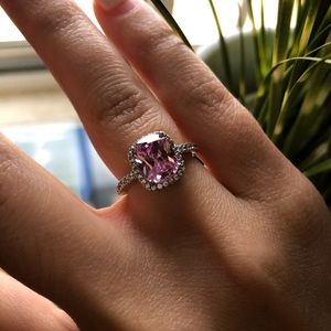 Natural Pink Sapphire ring